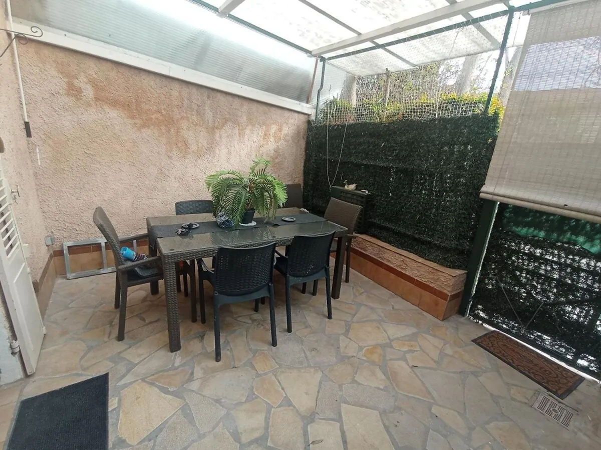 Appartement Traquille Toulon 0*,  France